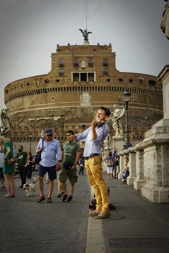 Violinist on Ponte Sant' Angelo